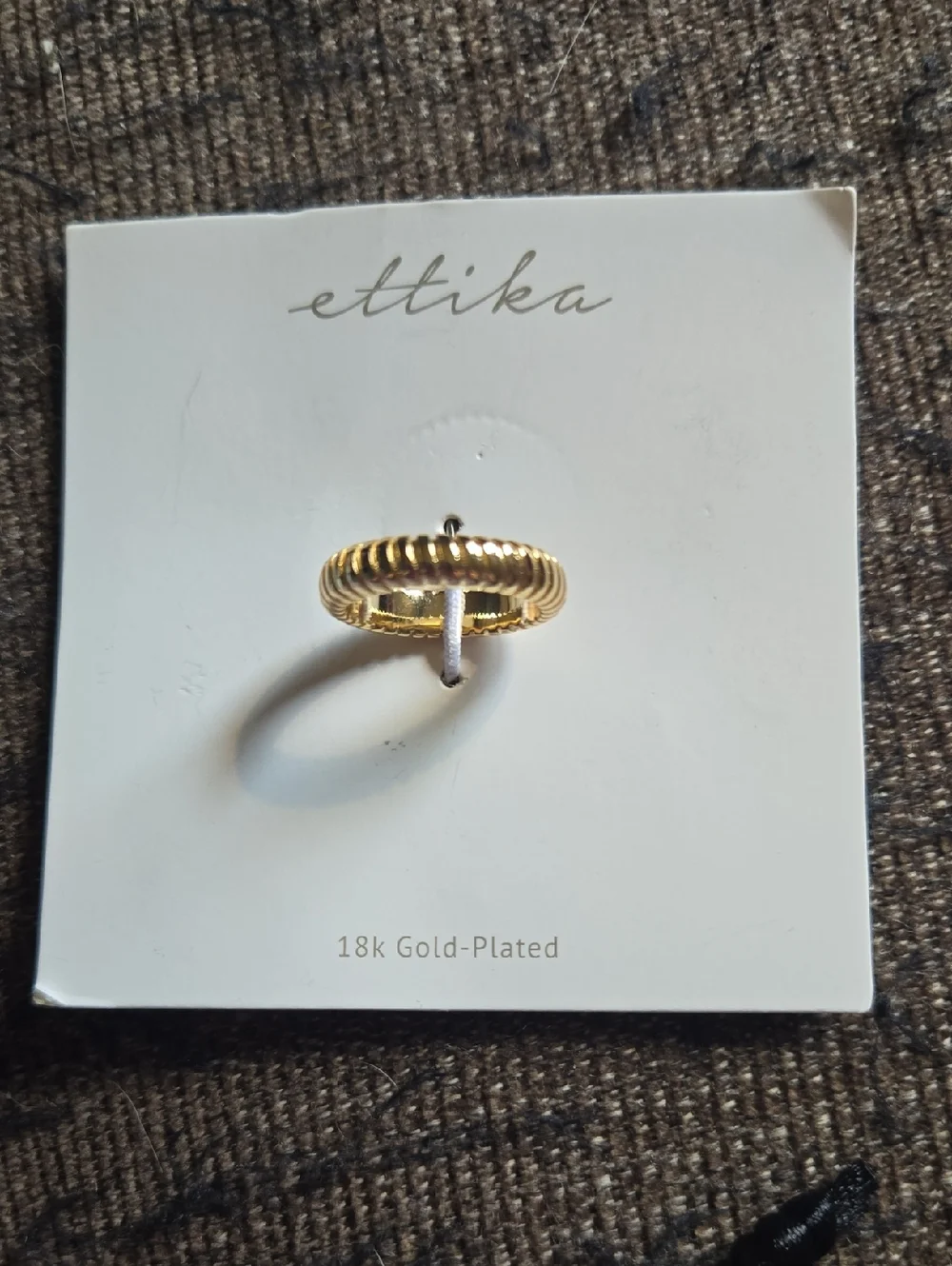 ettika 18k Gold-Plated Ribbed Dome Ring - In Gold Tone NWT - Picture 1 of 3